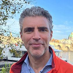 Max van Min